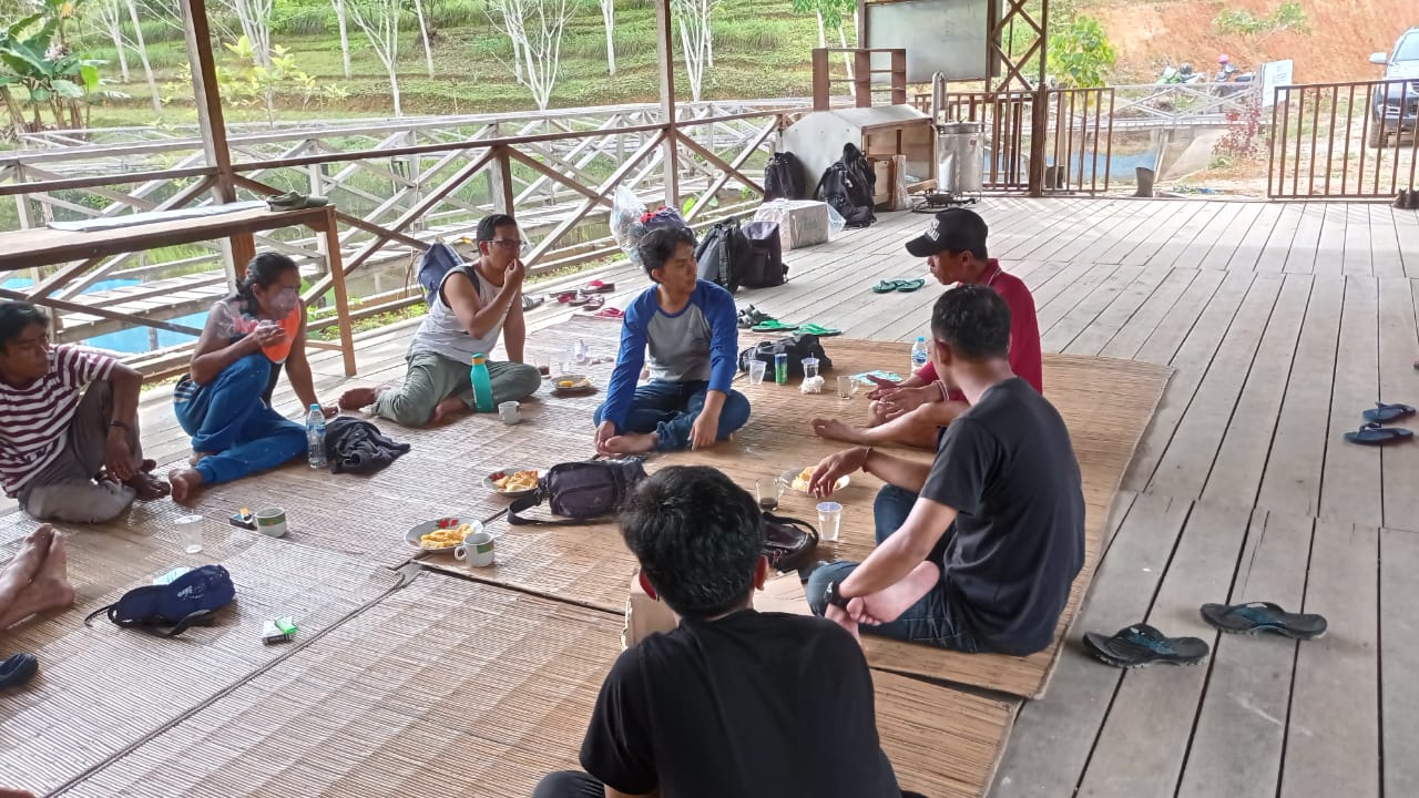 Suasana belajar agroforestry di Pondok Belajar Hutan Desa