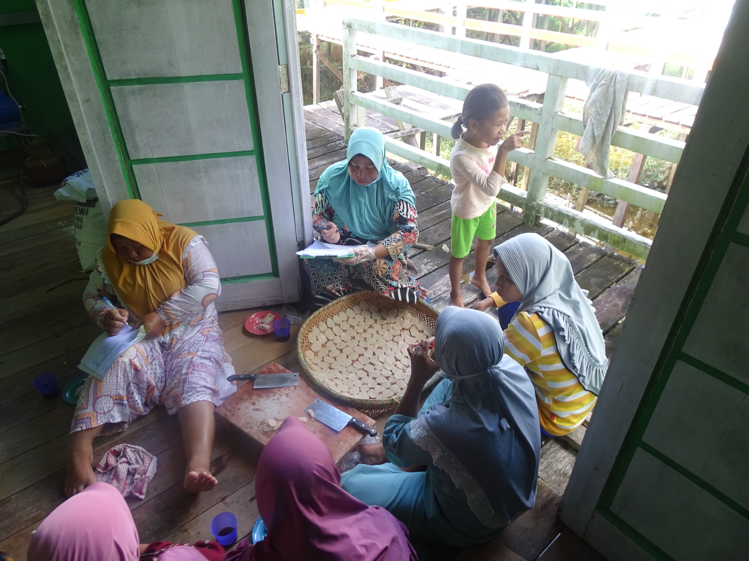Pelatihan Packaging Produk Olahan Ikan