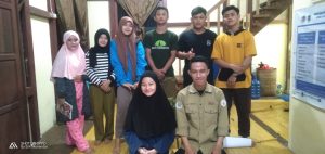 Pelatihan bahasa inggris dan komputer