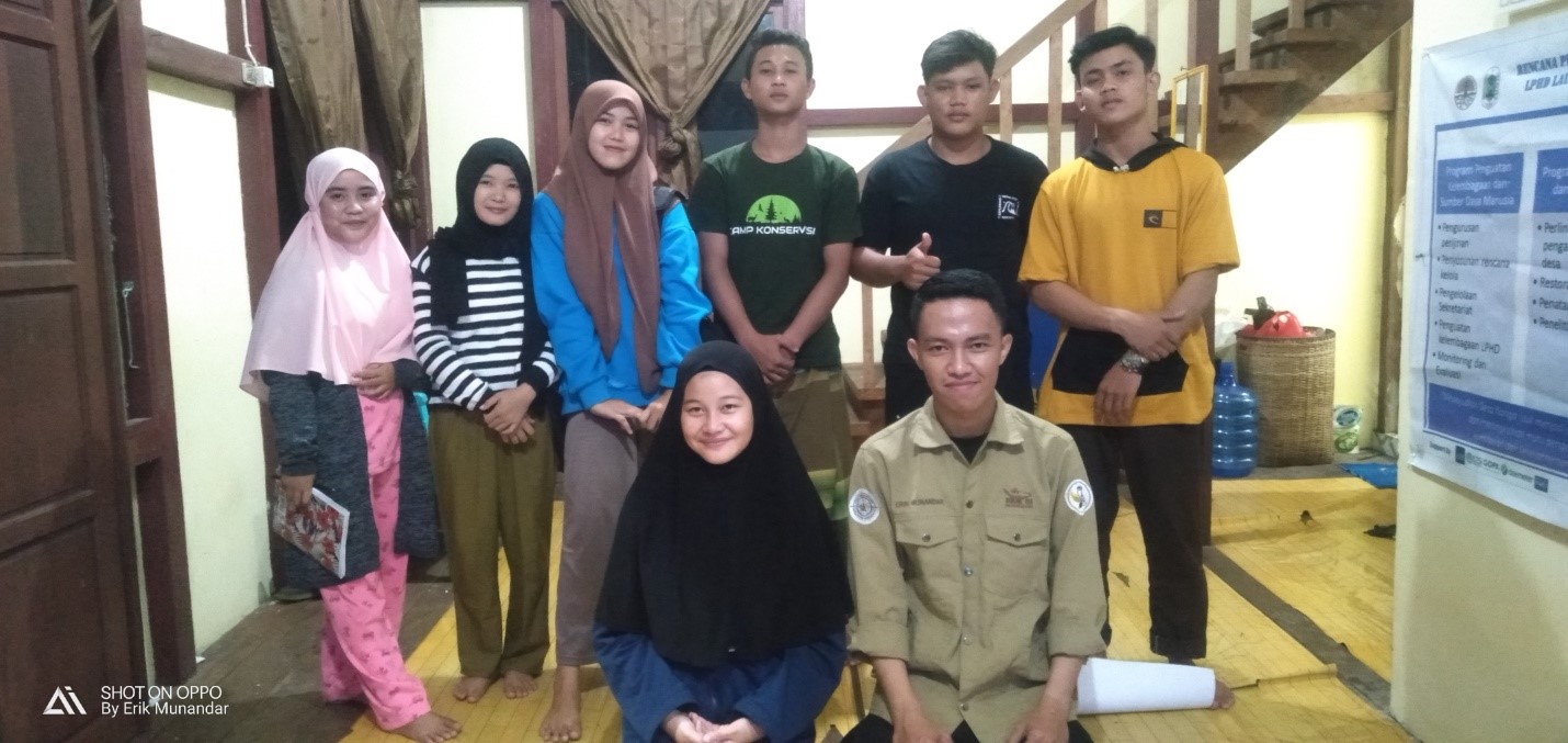 Pelatihan bahasa inggris dan komputer