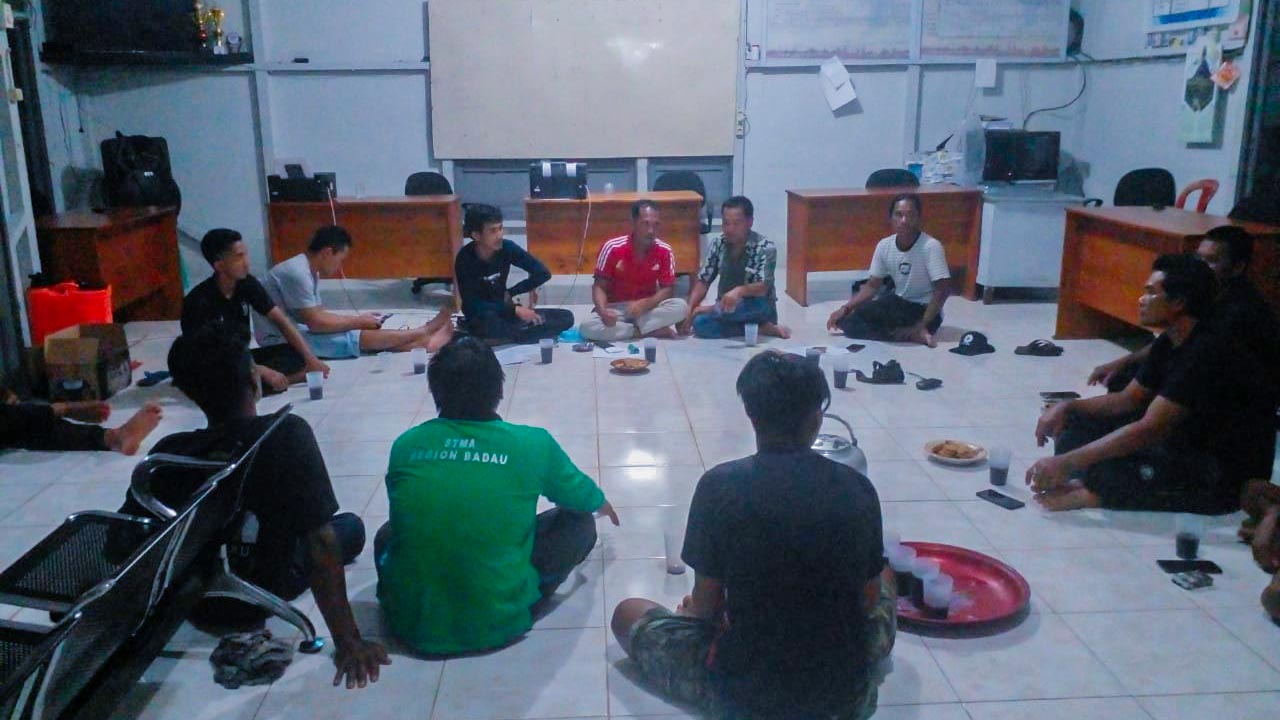 Rapat patroli hutan desa penepian raya