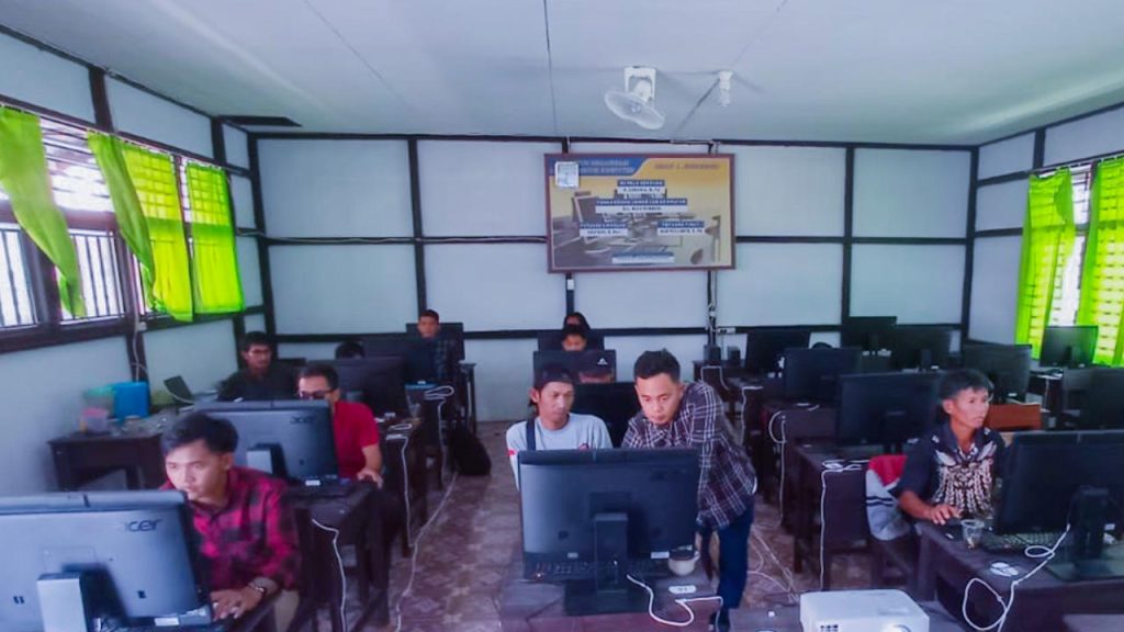 Pelatihan Komputer