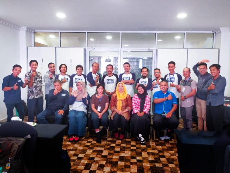 Direktur PRCF Indonesia