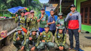 Tim patroli hutan